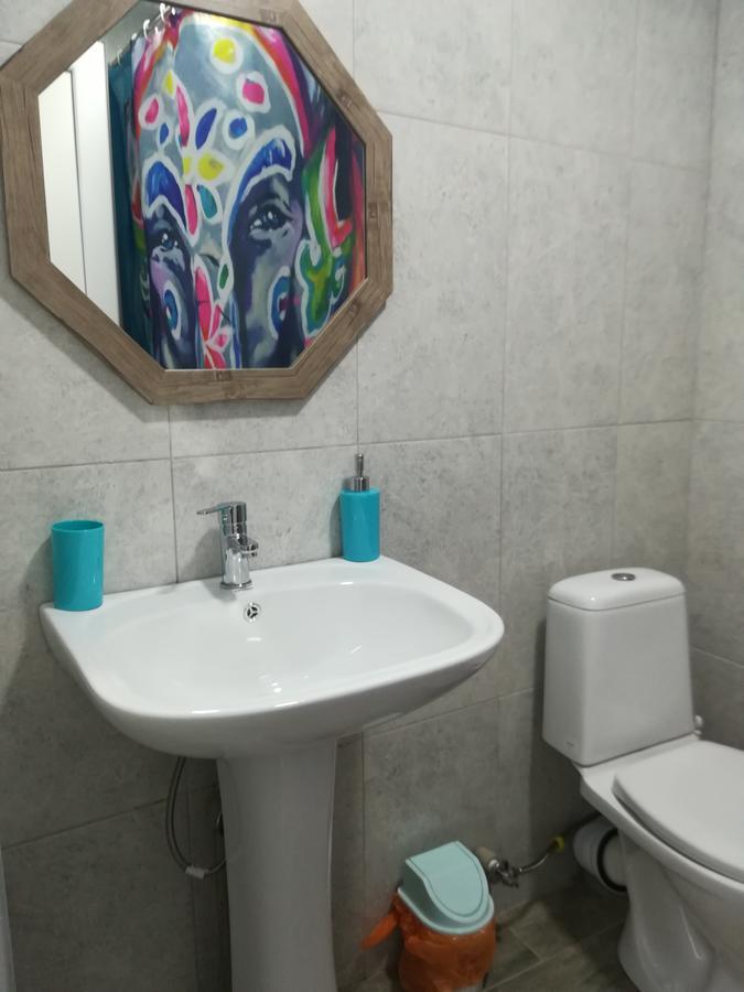 Family Нotel Banuri Kutaiszi Kültér fotó